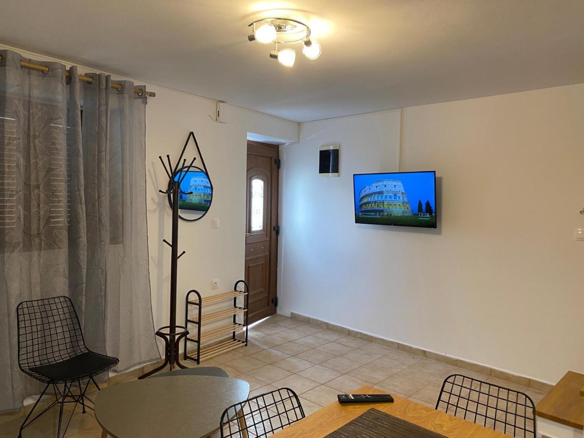 Romantic Maisonette In The Heart Of Pythagoreio Rh Door ภายนอก รูปภาพ